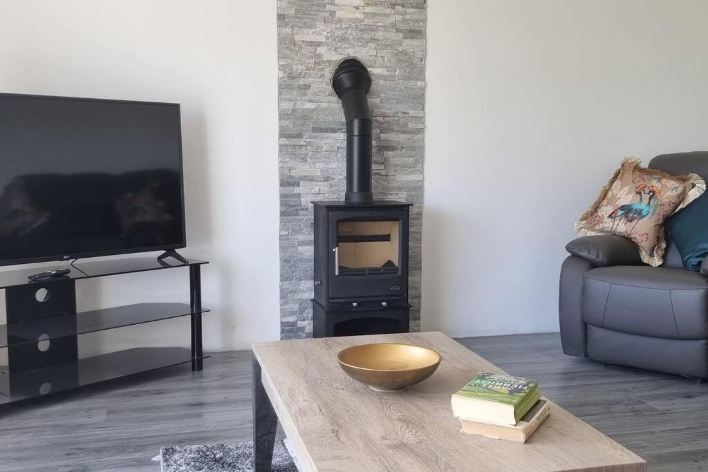 Grace'S Place With Hot Tub & Games Room Carrickfergus Luaran gambar